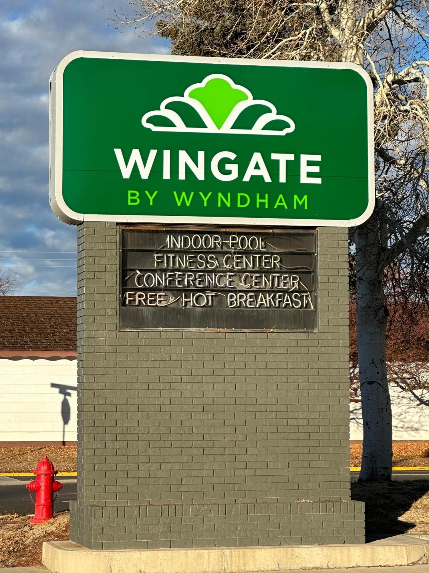 Wingate By Wyndham Gunnison Near Western Colorado University Exterior photo
